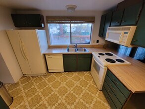 9142 Flagler Rd in Nordland, WA - Building Photo - Building Photo