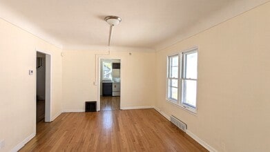 969 Fleming Ave in Muskegon, MI - Building Photo - Building Photo