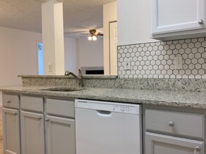 2050 Quaker Way in Annapolis, MD - Building Photo - Building Photo