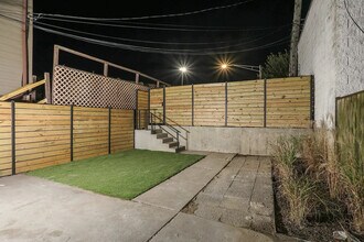 723 N Willard Ct in Chicago, IL - Building Photo - Building Photo