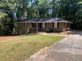 8109 Cardav Ct SE in Covington, GA - Building Photo