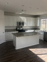 2837 Villa Catalonia Ct in Corona, CA - Building Photo - Building Photo