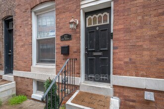 127 S Robinson St in Baltimore, MD - Building Photo - Building Photo