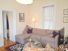 25 High St in New Haven, CT - Building Photo