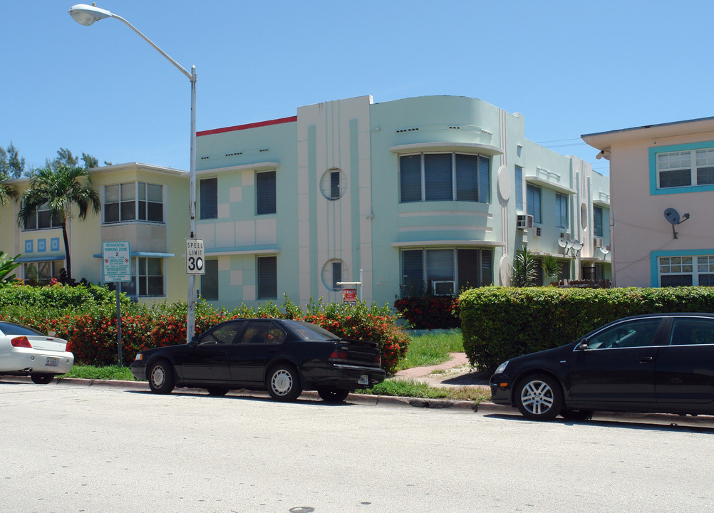 1043-1047 Euclid Ave in Miami Beach, FL - Building Photo