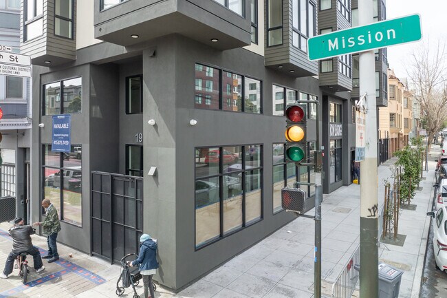 1900 Mission St
