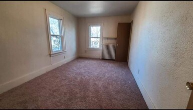 819 11th St N in Fargo, ND - Building Photo - Building Photo