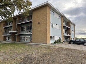 443 Lorne St N in Regina, SK - Building Photo - Building Photo