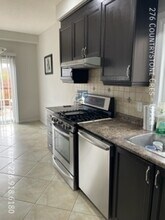 276 Countrystone Crescent in Kitchener, ON - Building Photo - Building Photo