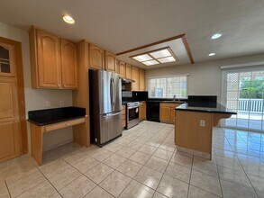 2850 Summerheights Dr in San Jose, CA - Building Photo - Building Photo