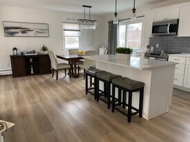 18 Prospect St in Old Lyme, CT - Building Photo