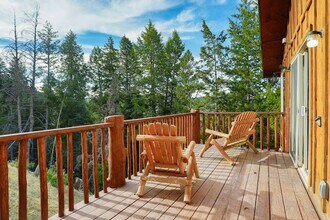 390 Matterhorn Dr in Park City, UT - Building Photo - Building Photo