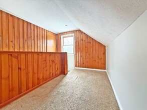 13812 Alvin Ave in Garfield Heights, OH - Foto de edificio - Building Photo