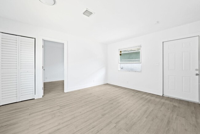 property at 1022 NW 6th Ave