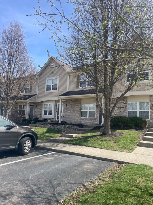 4121 Spyglass Hill in Mason, OH - Building Photo