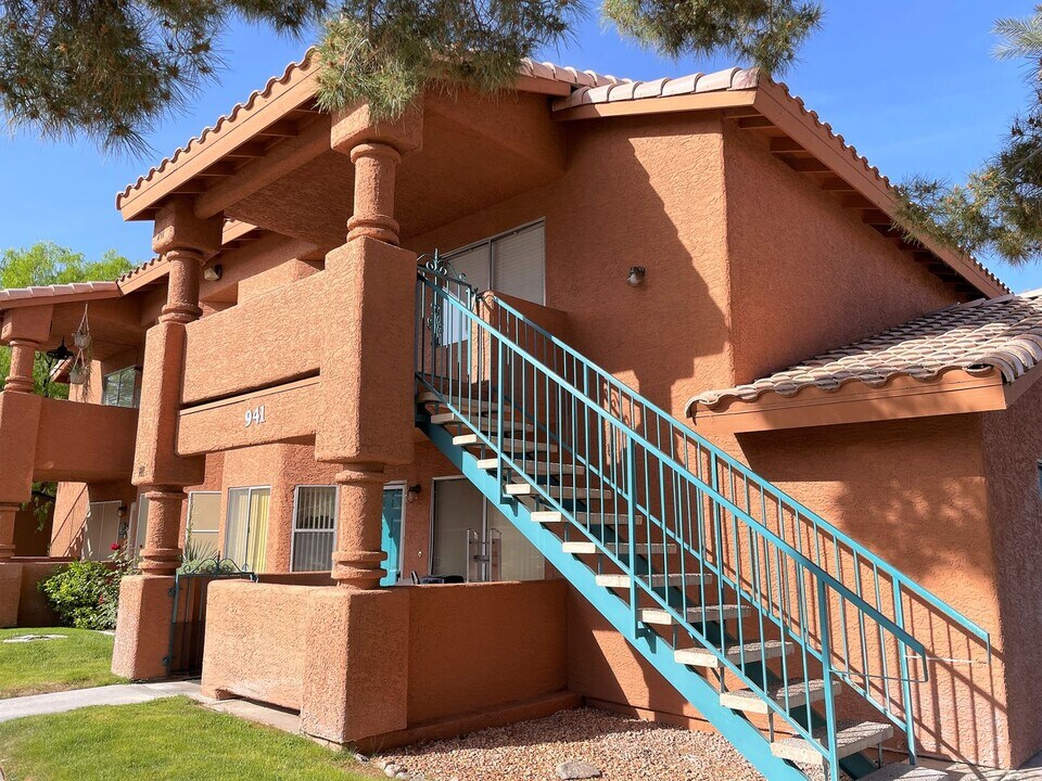 941 Mesquite Springs Dr in Mesquite, NV - Building Photo