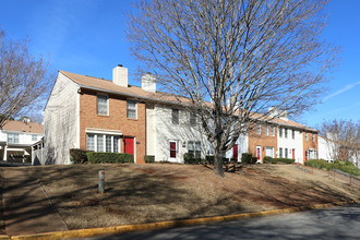 Holcomb's Crossing in Roswell, GA - Foto de edificio - Building Photo