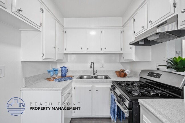 8721 Imperial Hwy. in Downey, CA - Building Photo - Building Photo