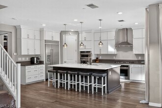 9945 Birch Knoll Ave in Las Vegas, NV - Building Photo - Building Photo