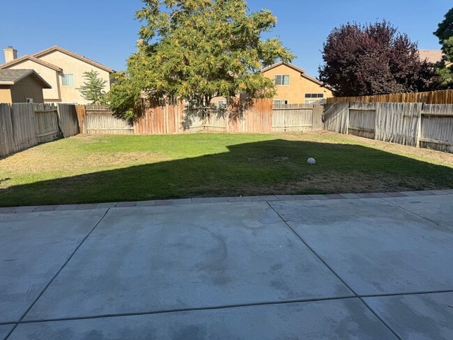 15251 Sunbeam Ct in Victorville, CA - Building Photo - Building Photo