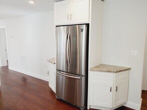 79 Bailey Rd, Unit 1 in Somerville, MA - Building Photo - Building Photo