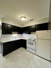 1454 Goddard Rd in Lincoln Park, MI - Building Photo - Building Photo