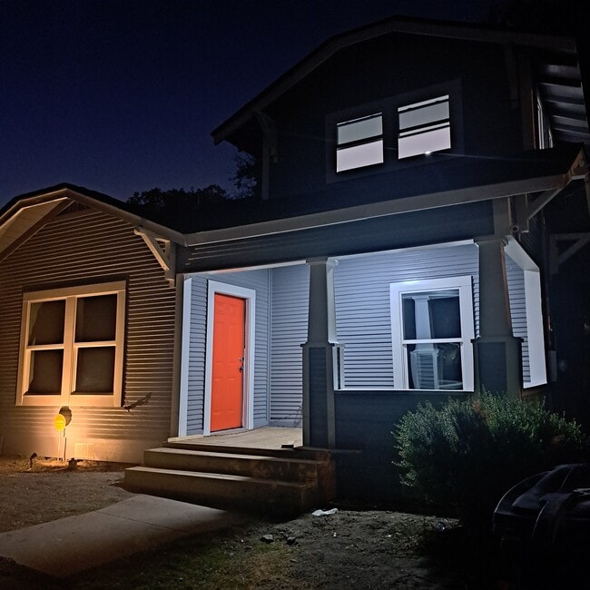 property at 539 Hicks Ave