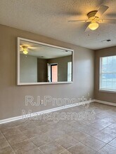 4297 Kings Valley Cove E in Memphis, TN - Building Photo - Building Photo