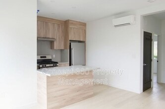 2293 Termino Ave in Long Beach, CA - Building Photo - Building Photo