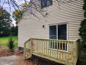 1627 E Glenwood Dr in Des Moines, IA - Building Photo - Building Photo