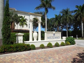 9873 Baywinds Dr in Royal Palm Beach, FL - Foto de edificio - Building Photo