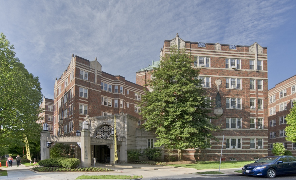 Sedgwick Gardens Apartments in Washington, DC - Foto de edificio