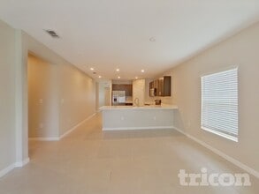 220 Garnet Ave in Kissimmee, FL - Building Photo - Building Photo