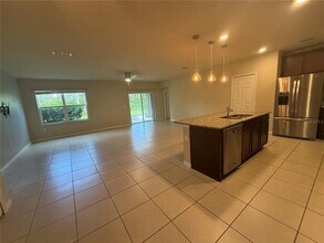 65 Pilgrim Dr in Palm Coast, FL - Building Photo - Building Photo