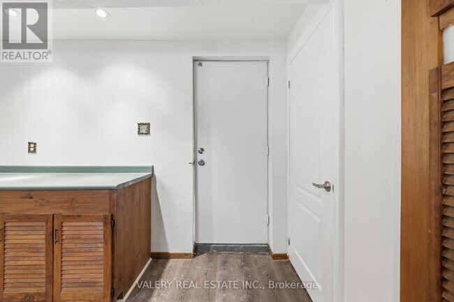 2768 Bucklepost Crescent in Mississauga, ON - Building Photo - Building Photo