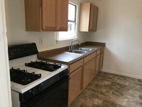 2127 B St in Oroville, CA - Building Photo - Building Photo