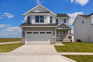 1505 NE Savana Dr in Grimes, IA - Building Photo