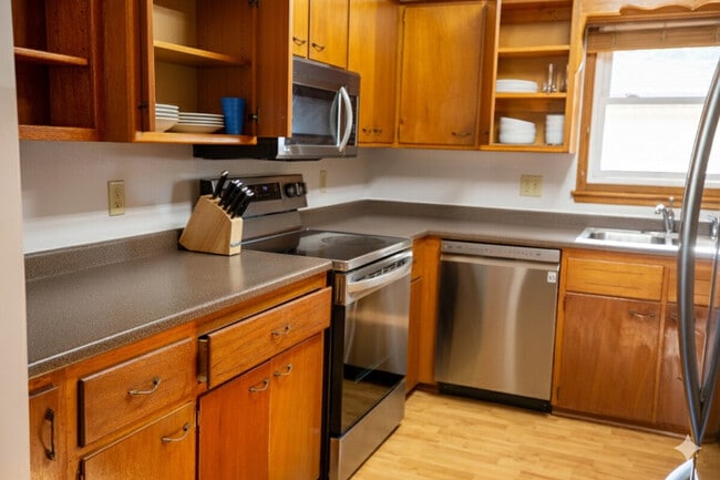 202 NW Sharmin Dr in Ankeny, IA - Building Photo - Building Photo