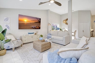 6726 Sloane Pl in Naples, FL - Building Photo - Building Photo