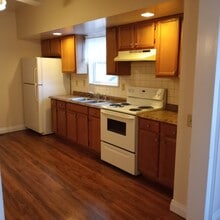 43 Hawthorne St, Unit 1 in Perry, NY - Building Photo - Building Photo