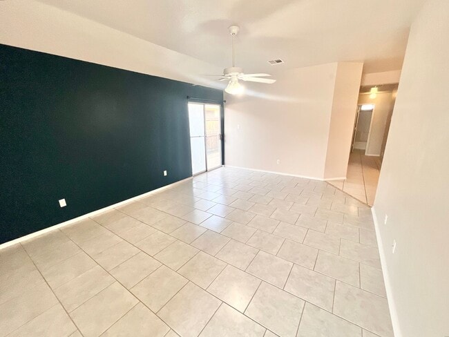 2012 Wright Way in Killeen, TX - Building Photo - Building Photo