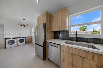 5195 NE 18th Ave in Fort Lauderdale, FL - Building Photo - Building Photo