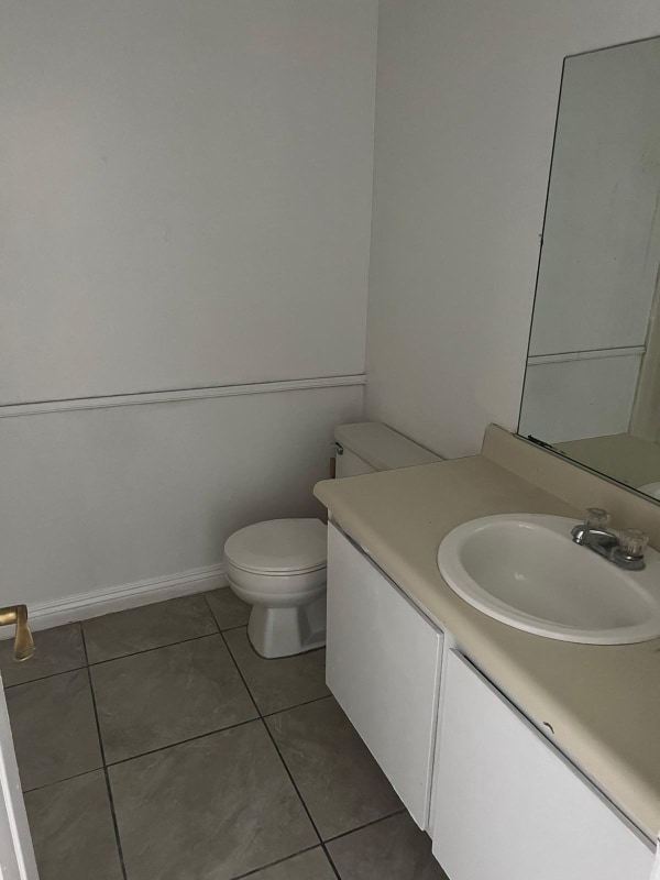 property at 5260 Carriellen Ln