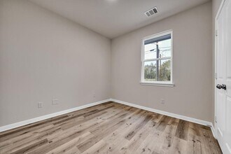 217 MLK in Caldwell, TX - Building Photo - Building Photo