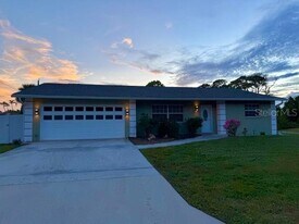 3856 Tarpon Rd in Venice, FL - Building Photo