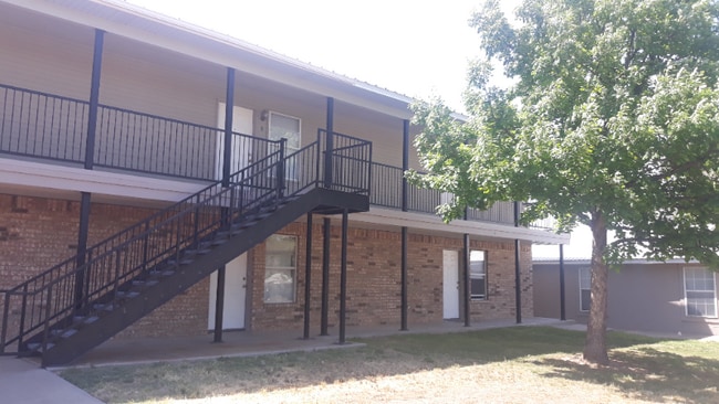 610 24th St in Canyon, TX - Foto de edificio - Building Photo