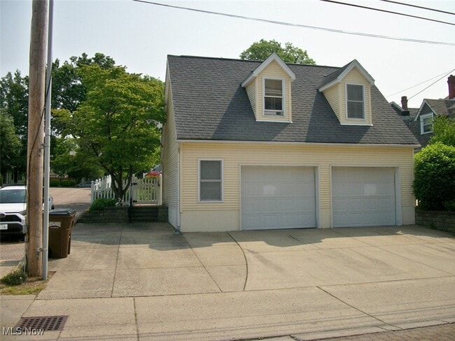 property at 505 5th St