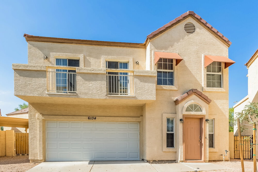 6134 S Colonial Way in Tempe, AZ - Foto de edificio