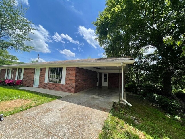 property at 1574 Greene Rd