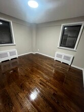 110 Washington St in East Orange, NJ - Foto de edificio - Building Photo